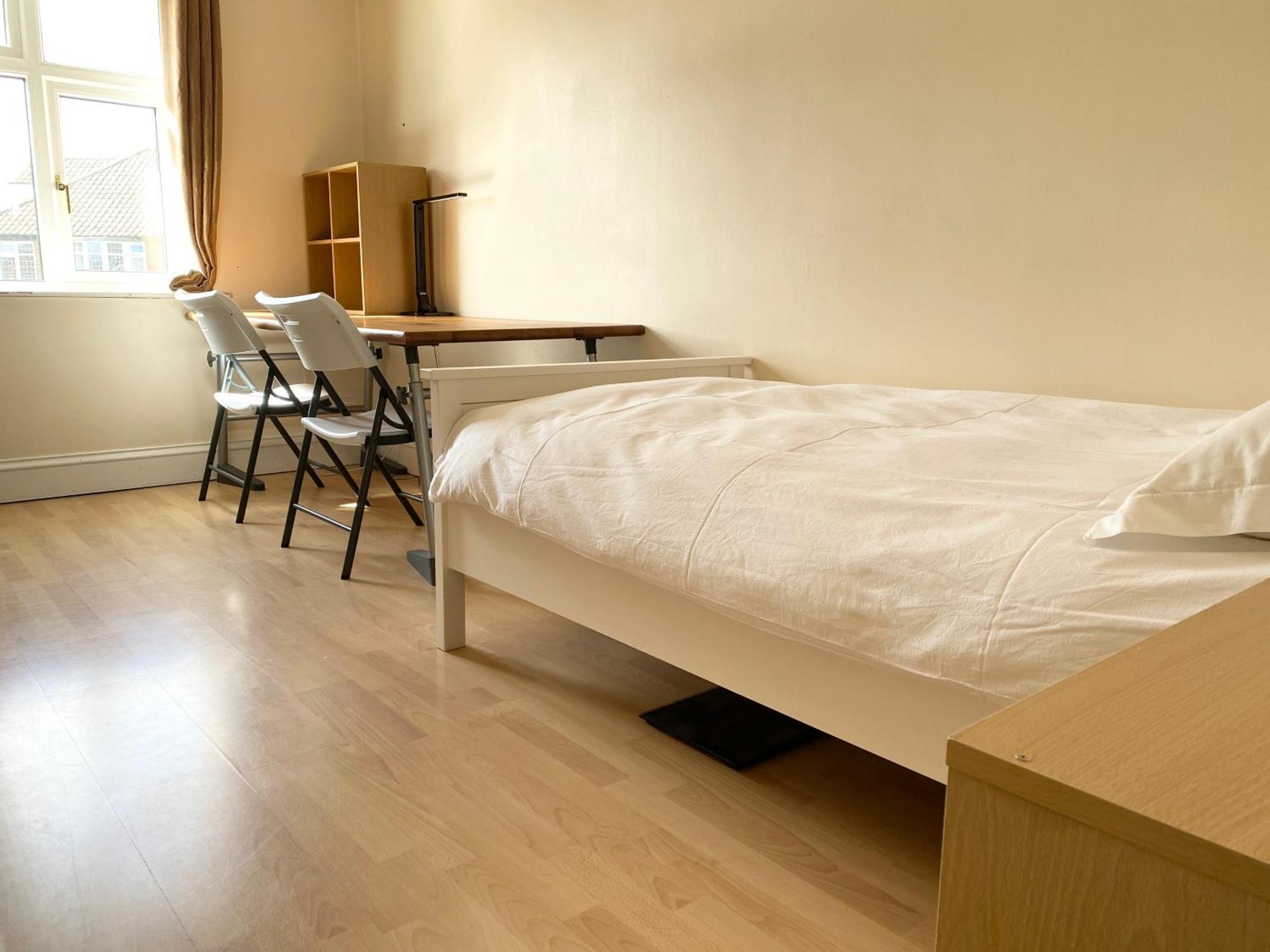 Holiday home Spacious Five-bedroom House Close To Centre - Orchid House *